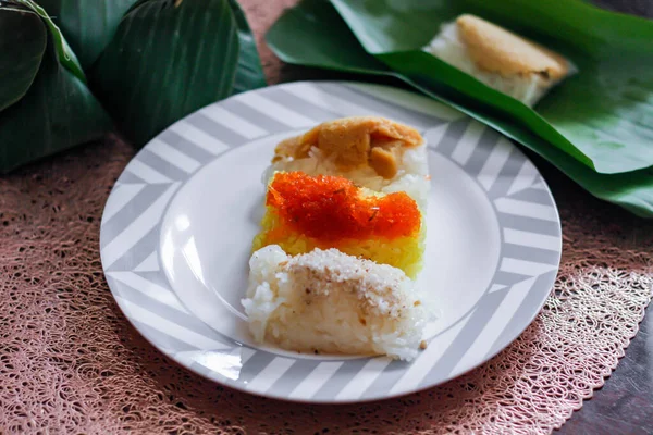 Sabores Postres Tailandeses Arroz Pegajoso Flan Cubierto Con Pescado Seco — Foto de Stock