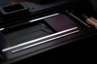 Klasik SLR kamera yakın çekim perde kapatıcısıName.