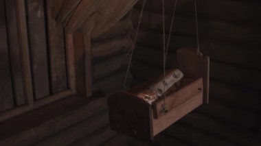 Rus etnik çocuk yatak