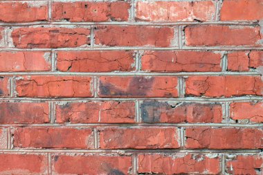 eski kırmızı tuğla bir duvar