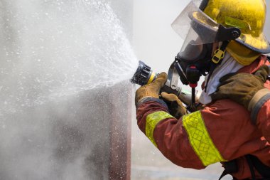 itfaiyeci itfaiye yangın su püskürtme takım elbise içinde kablosuz surround