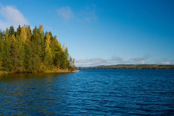 Осінні озера у Фінляндії — стокове фото