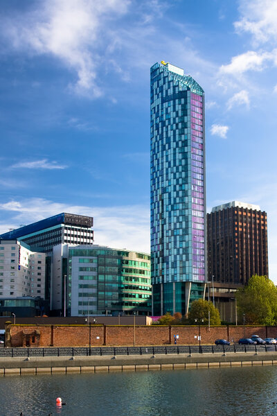 Scycraper с бизнес-центром в Ливерпуле
