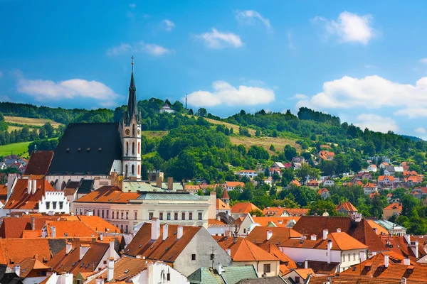 Ortaçağdan kalma şehir Cesky Krumlov görüntülemek