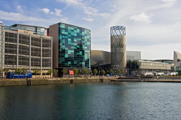 Manchester Lowry bâtiment moderne, théâtre et centre commercial — Photo