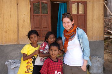 Bajawa, Flores - Endonezya - Temmuz 2013 yaklaşık: İnsani işçi