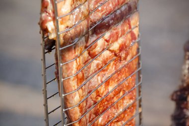 Pirzola ve kuzu ızgara..