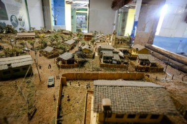  Brasil Nota 10 Müzesi, Passo Quatro 'da, Minas Gerais' in güneyinde yer almaktadır. Kasaba 16 binden biraz fazla nüfusa sahip ve dağların ortasında olmasına rağmen.