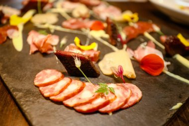 Mantiqueira Dağlarında Egzotik Tabaklar.