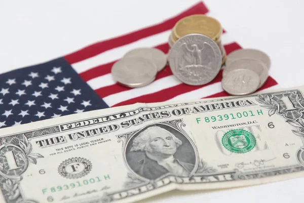 Dollar Schein Der Vereinigten Staaten Mit Münzen Und Flagge Boden — Stockfoto