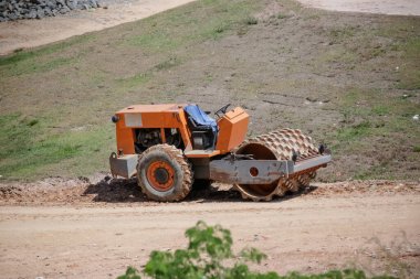 Atık arıtma tesisi bir atık kabul merkezidir..