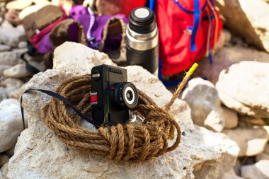 Dağcı, backpacker, Gezgin veya backpacker anlık görüntü ayarla.