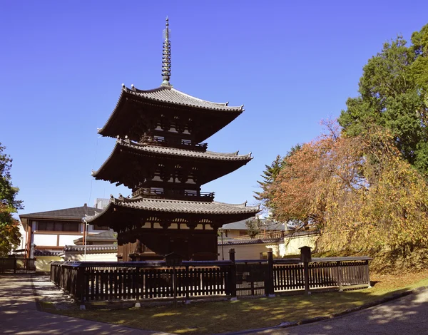 Tři legendární Pagoda chrámu Kofukuji, Nara, Japonsko — Stock fotografie