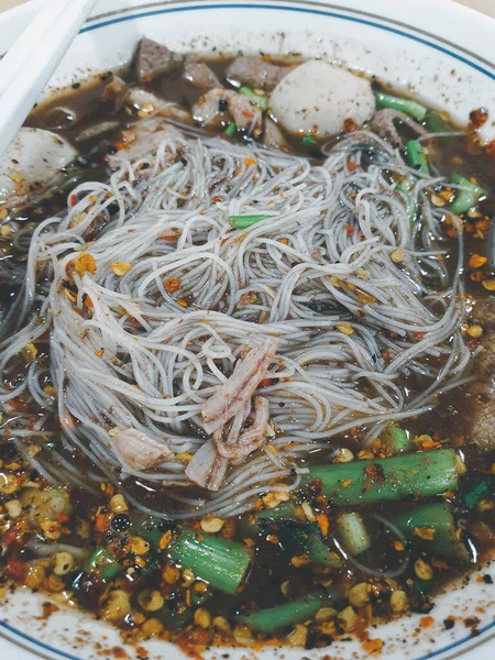 Fideos Res Estofados Con Estofado Sopa Bolas Carne Carne Ekaehla — Foto de Stock