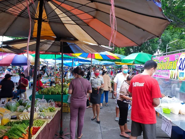 Bangkok Thailand July 2021 Unidentified People Shopping Thai Street Food — Stock Photo, Image