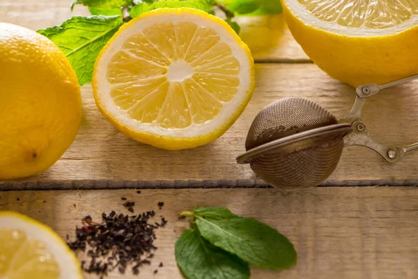 Інгредієнти Лимонного Ятного Чаю Альтернативна Медицина — стокове фото