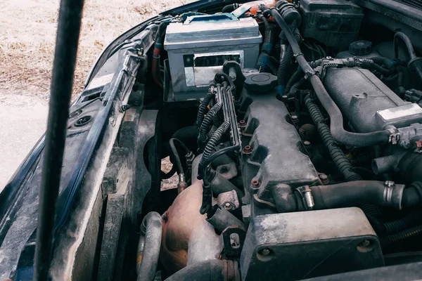 Abre Capô Carro Vista Motor Peças Veículo Diagnóstico Reparação Carro — Fotografia de Stock