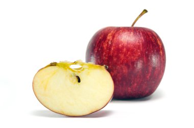 Elma meyvesi beyaz arkaplanda izole