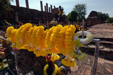 Kral Naresuan ibadet (Kara Kral) Ayuttha için serisi çelenk