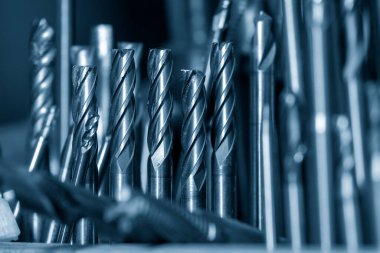 CNC değirmen makinesi için kullanılan çeşitli katı karpit bitiş değirmeni araçları. Makine merkezi için kesme aracı.