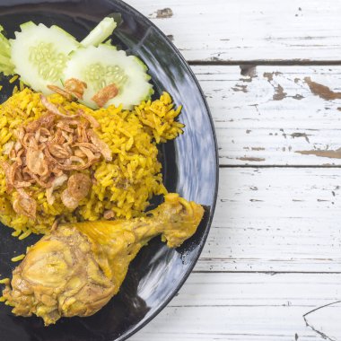 Curry of chicken with rice