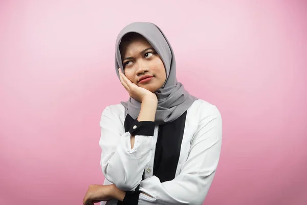 Beautiful Asian Young Muslim Woman Thinking Looking Ideas Looking Solutions — Stock Photo, Image