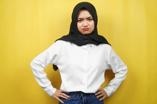 Beautiful Young Asian Muslim Woman Pouting Angry Feeling Annoyed Dissatisfied — Stock Photo, Image