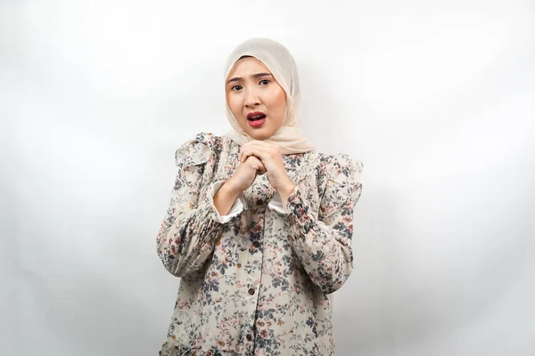 Wanita Muslim Asia Muda Yang Cantik Sedih Terkejut Terkejut Ekspresi — Stok Foto