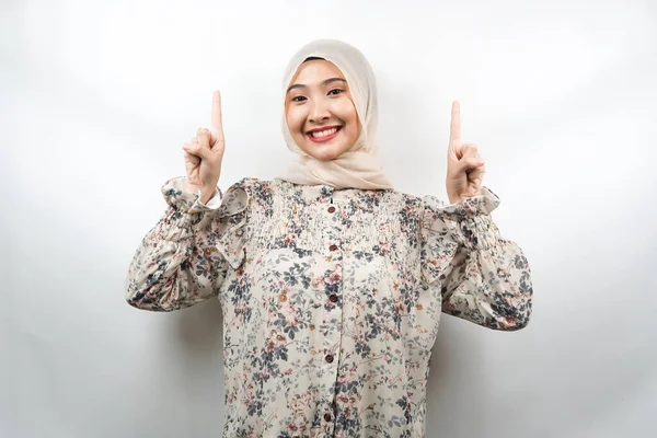 Bonita Jovem Asiático Muçulmano Mulher Sorrindo Confiante Entusiasta Alegre Com — Fotografia de Stock