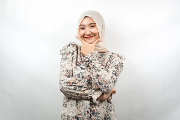 Wanita Muslim Asia Muda Yang Cantik Tersenyum Percaya Diri Antusias — Stok Foto