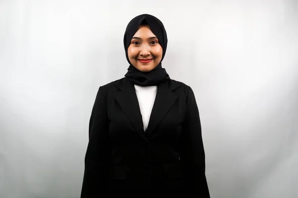Hermosa Asiático Joven Musulmán Negocios Mujer Aislado Gris Fondo —  Fotos de Stock