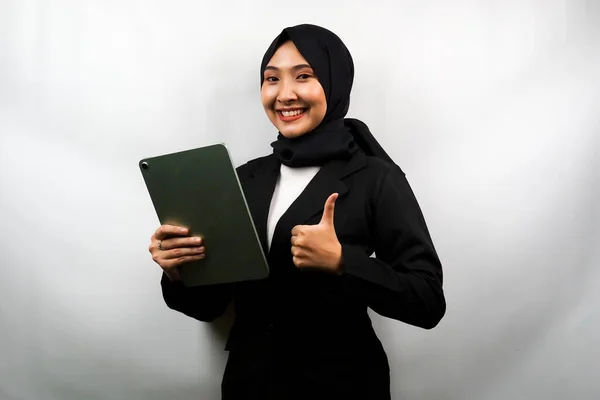 Schöne Junge Asiatische Muslimische Geschäftsfrau Selbstbewusst Und Lächelnd Mit Händen — Stockfoto
