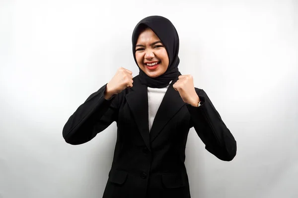 Όμορφη Νεαρή Ασιάτισσα Μουσουλμάνα Επιχειρηματίας Χαμογελώντας Αυτοπεποίθηση Ενθουσιώδης Και Χαρούμενη — Φωτογραφία Αρχείου