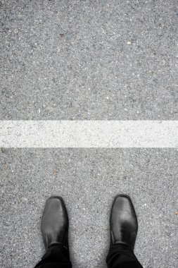 Siyah ayakkabı beyaz line daimi