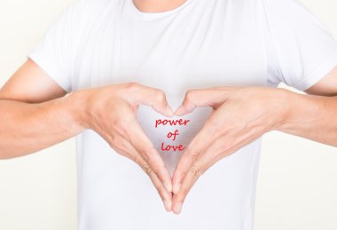 Kelimeler - aşkın gücü ile kalp şekli el