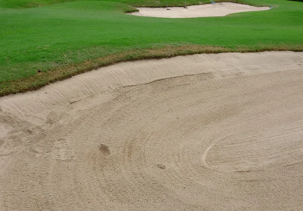 Bunker di sabbia nel campo da golf — Foto Stock