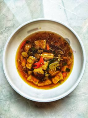 Baharatlı sebze yahnisi.