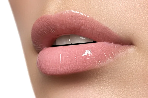 Professional make-up. Lipgloss. Lipstick. Sexy pink lips — Zdjęcie stockowe