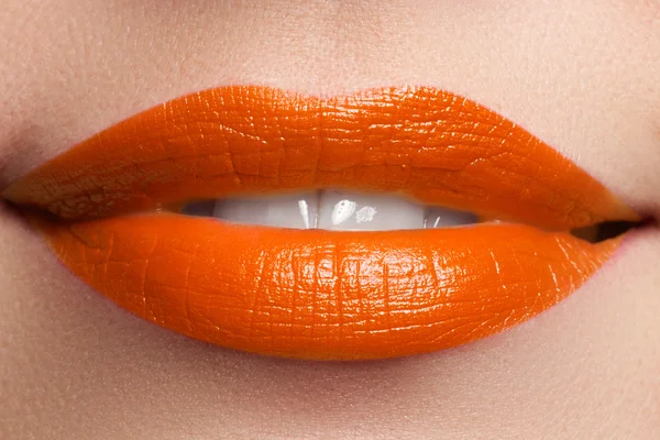 Perfect Lips. Sexy girl mouth close up. Beauty young woman smile. Natural plump full Lip. Lips augmentation. Close up detail. Bright full lips. — Stock Photo, Image