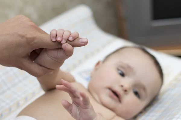 Mano del bambino — Foto Stock