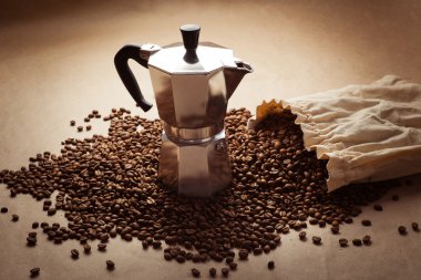 kahve ve kahve çekirdekleri