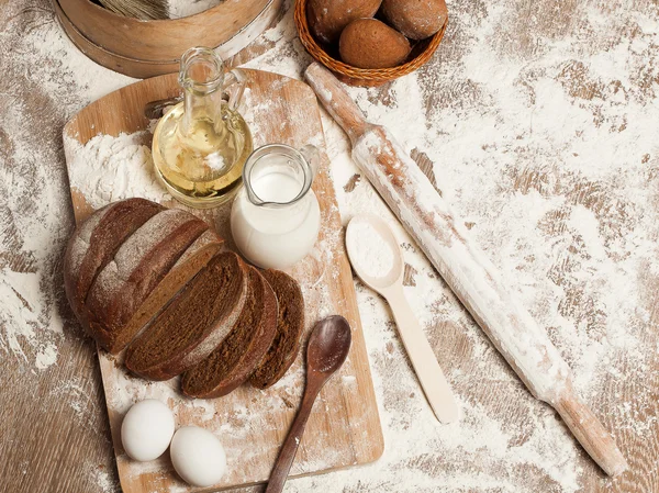 Fresh bread. Baking still life — Stock Photo, Image