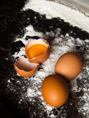 yumurta ve un