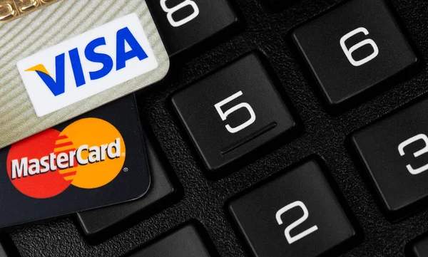 Visa Mastercard Plastové Elektronické Karty Numerické Klávesnice Makro Visa Mastercard — Stock fotografie