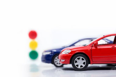 Trafik ışıkları oyuncak arabalar