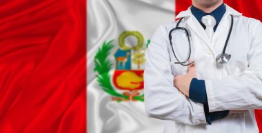 Peru bayrağında steteskoplu erkek doktor. Peru bayrağında steteskop tutan doktor.