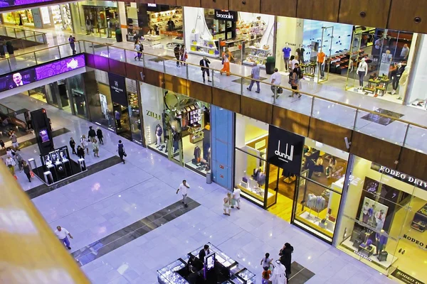 Shoppingcentret Dubai Mall, ovanifrån inne, Förenade Arab Emira — Stockfoto