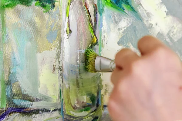 Borsta och olja målar på en palett, måla en bild av konstnären — Stockfoto