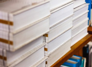 kitap bir raf Kütüphane, okuma ve Fen Bilgisi Öğretmenliği, birim ciltli kitap yığını kazıklı