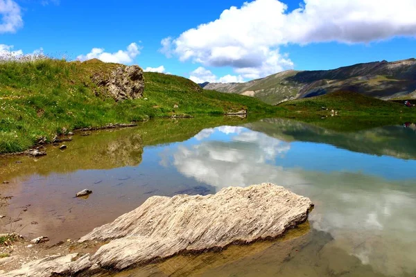 Magnifique Paysage Des Alpes Parfait Miroir Lac Clausis Reflet Des — Photo